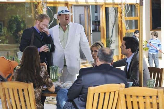Modern Family 2.23 “See You Next Fall” Review – TVovermind