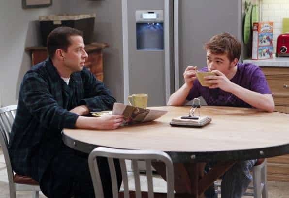 Two and a Half Men 9.15 “The Duchess of Dull-in-Sack” Review - TVovermind
