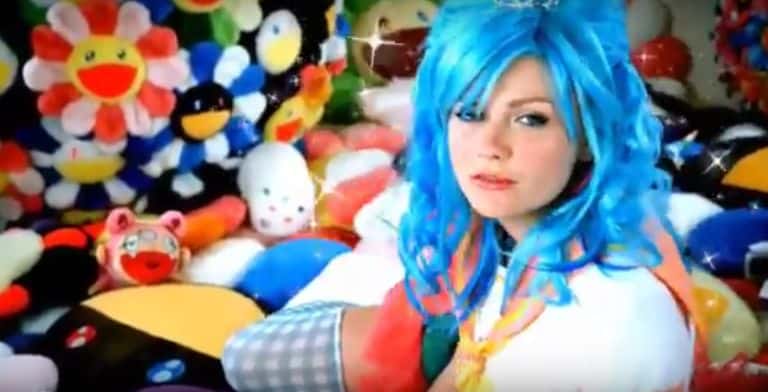 That Time Kirsten Dunst Did a Cover of the Song “Turning Japanese