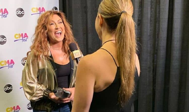 Jo Dee Messina: 5 Lesser-Known Facts About the Country Music Star