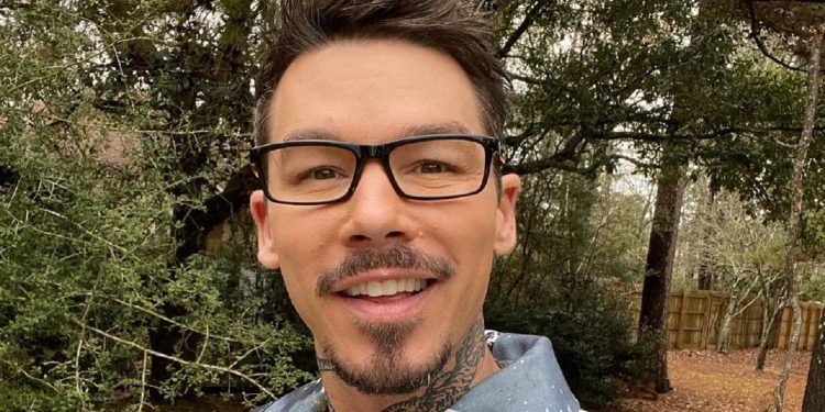 10 Things You Didn’t Know about David Bromstad – TVovermind