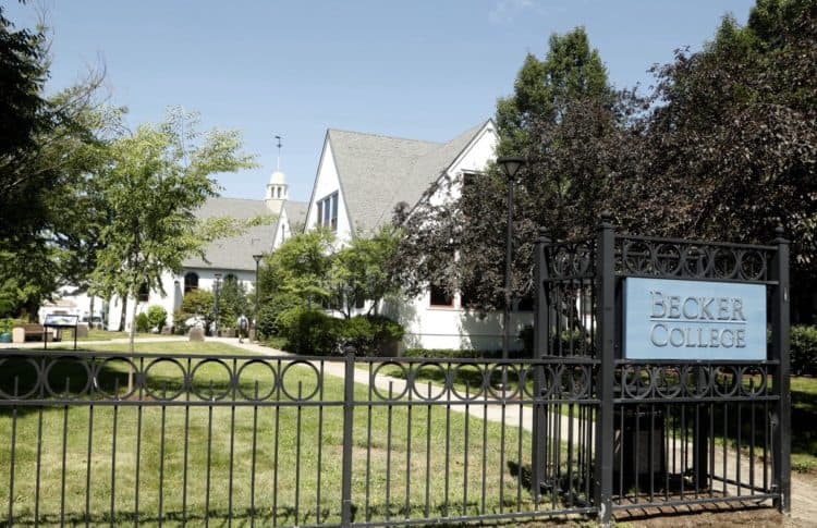 How Apex Legends Can Get You A College Scholarship