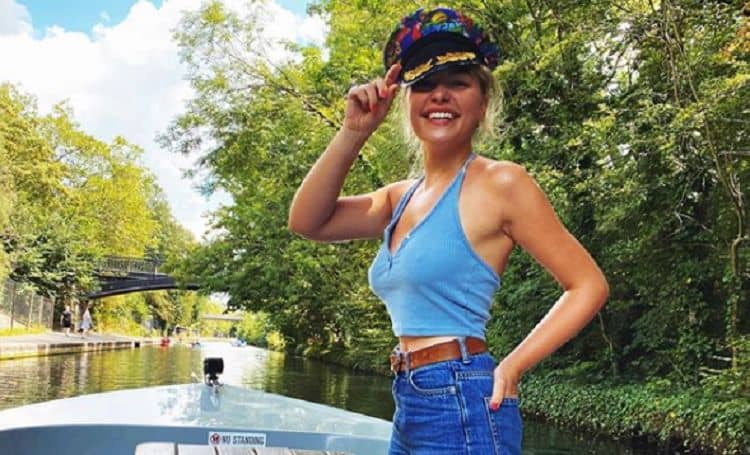 10 Things You Didn t Know About Ciara Charteris TVovermind 10-things-you-didn-t-know-about-ciara-charteris-tvovermind
