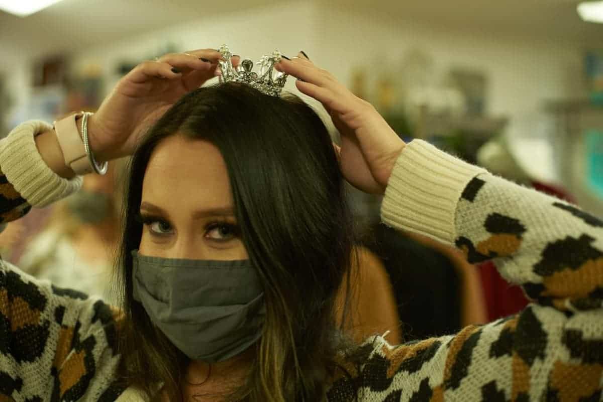 Meet The Balero Family from The Show “Pig Royalty” – TVovermind