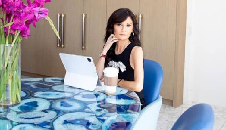 Julia Haart: The Woman Behind Netflix’s “My Unorthodox Life” - TVovermind