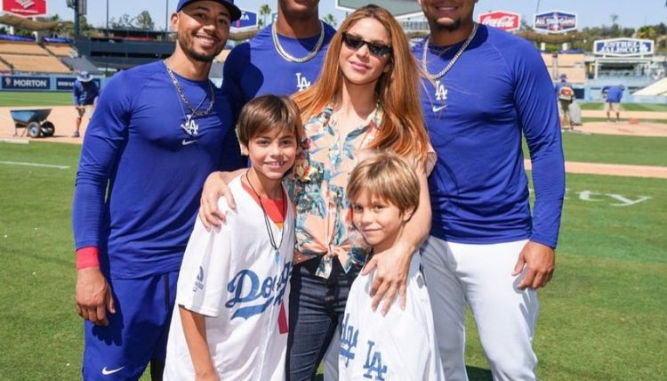 7 Celebrities Who Shockingly Got Cheated On! | TVovermind