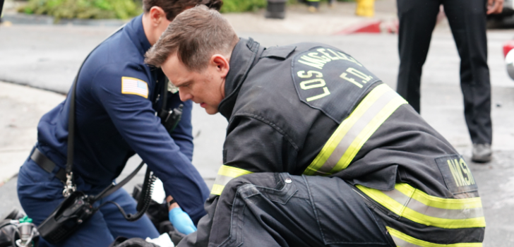 Difference Between 911 and 911 Lone Star – TVovermind