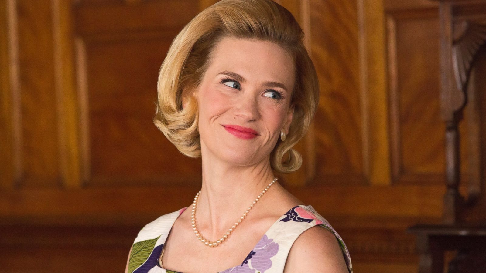 10 Interesting Things You Didn’t Know About January Jones - TVovermind