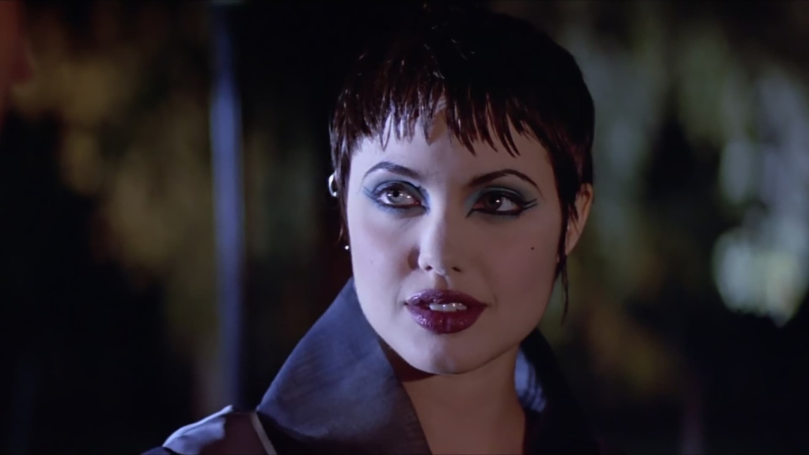 Top 20 Young Angelina Jolie Photos You’ve Never Seen Before – TVovermind
