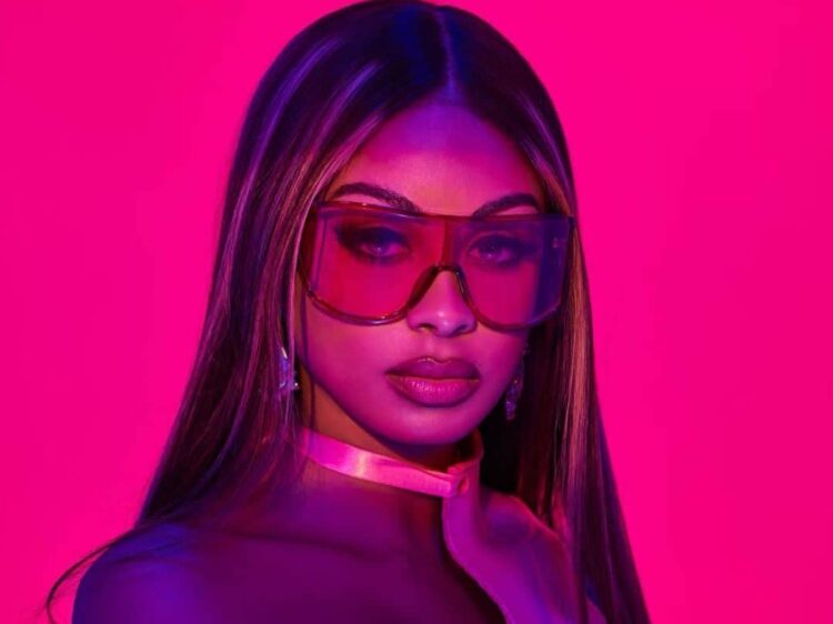 20 Hottest Pictures of Ana Montana to Brighten Your Day - TVovermind