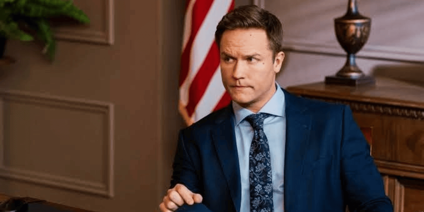 Ginny & Cast and Characters Meet the Stars of the Hit Show