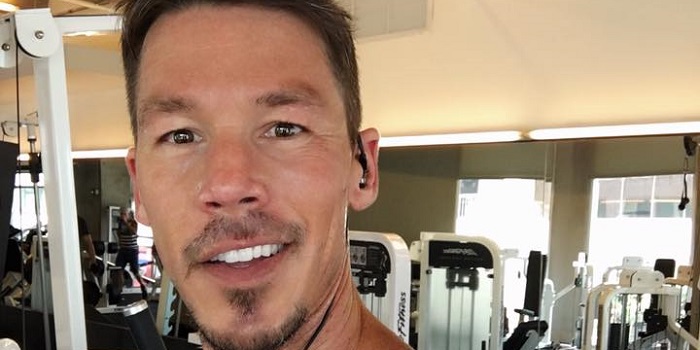 How Tall Is David Bromstad: A Comprehensive Height Analysis