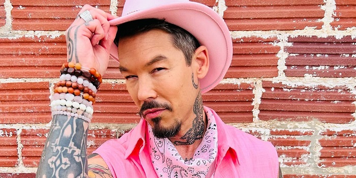 How Tall Is David Bromstad: A Comprehensive Height Analysis