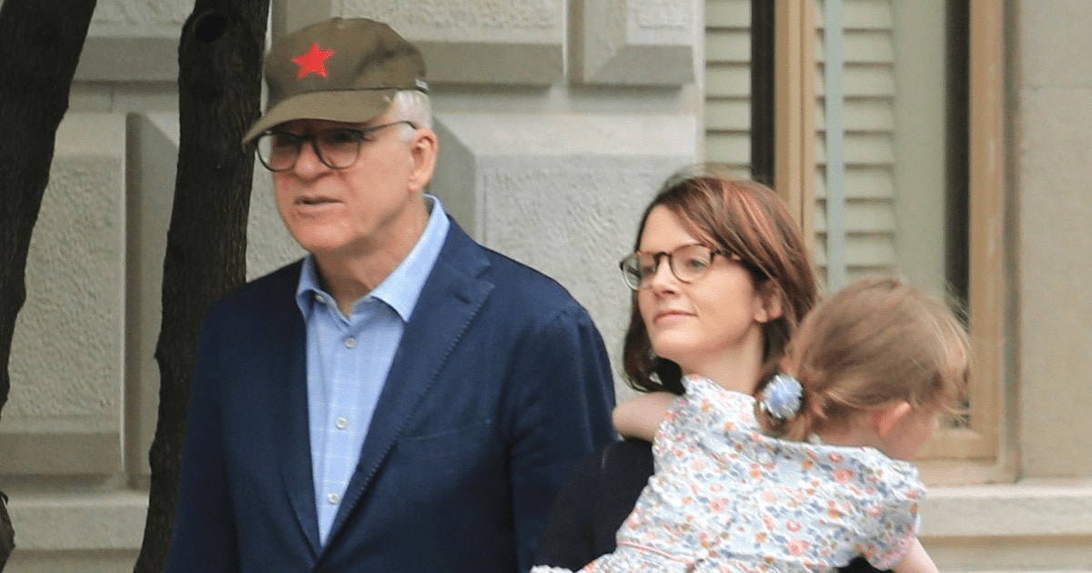 Steve Martin Reflects on the Fleeting Nature of Fame and His Career&#8217;s Highs and Lows