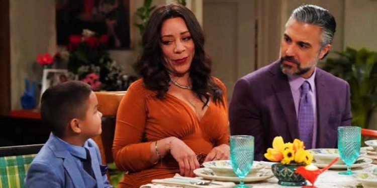 Jaime Camil in Lopez vs Lopez