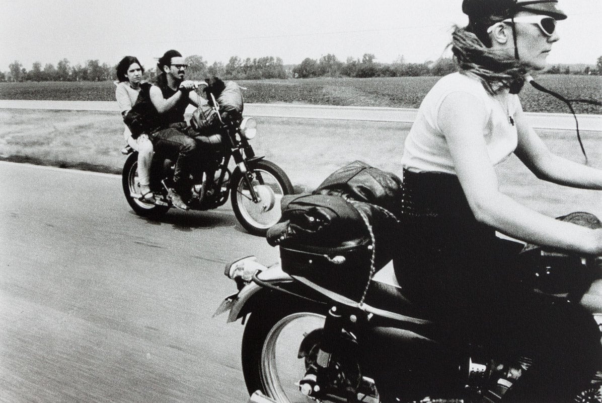 Tom Hardy Seeks Retribution for Austin Butler by Burning a Bar in The Bikeriders Trailer